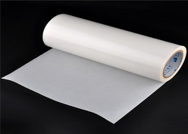 50 - 100 resistentes de agua calientes de la película adhesiva del derretimiento del micrón para la vinculación de nylon de la tela de materia textil